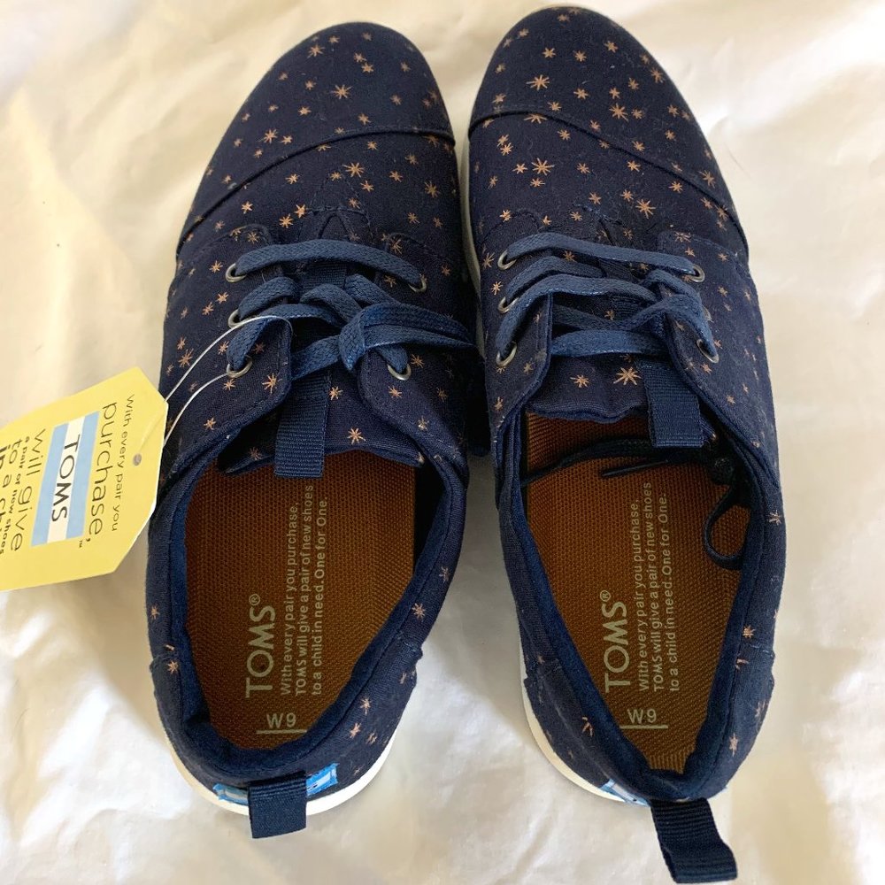 Toms sneakers